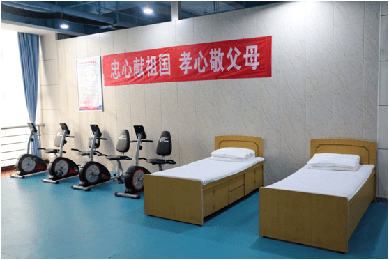 甘肃：养老护理员助力社区“老有所养”