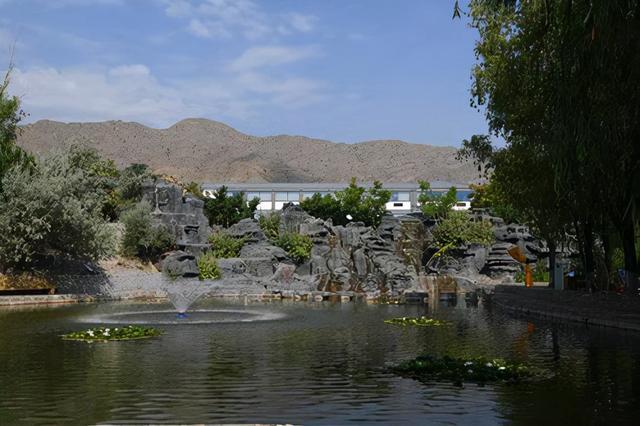 避暑小镇：“凉资源”转化为“热经济”