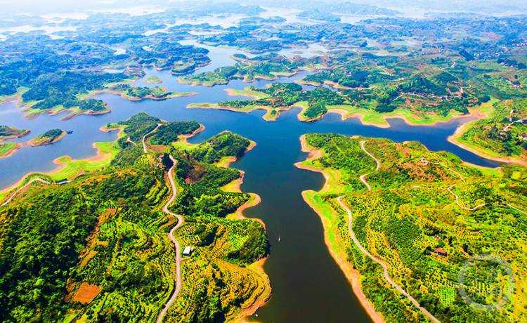 陕西做水文章、答生态卷、促产业兴—— 水清山绿 治水致富