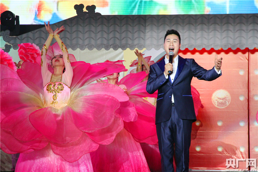 昆明晋宁玫瑰嘉年华启幕