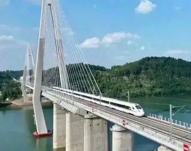 日照至兰考高铁全线贯通运营