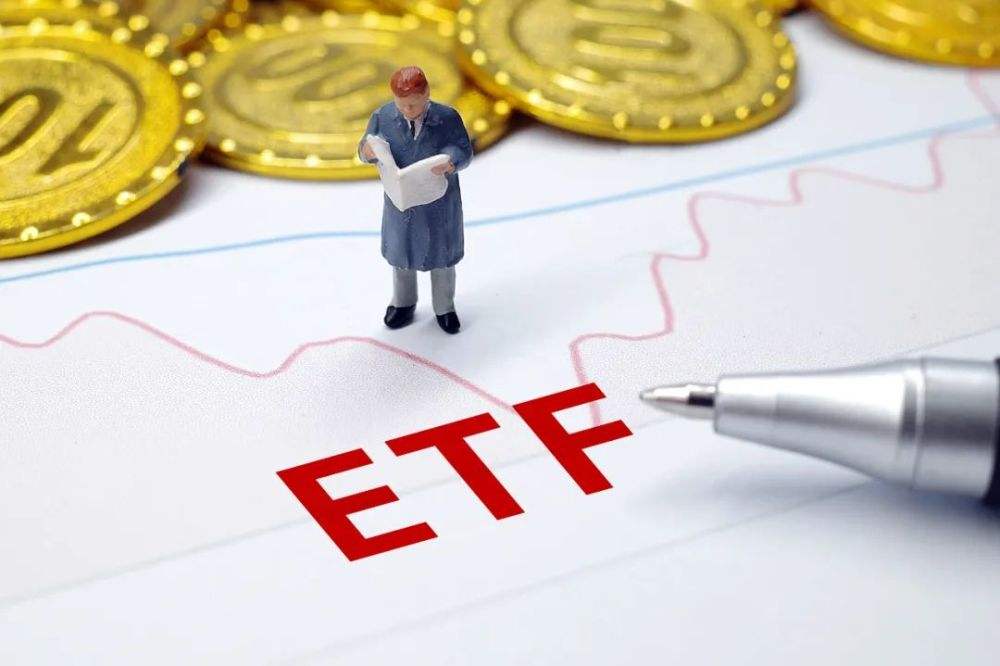 华尔街抛售美股科技巨头抢筹小盘股？罗素2000ETF涨超3.5%