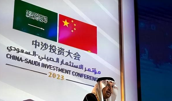 董秘亲属内幕交易被罚没超520万,事关中东土豪入股荣盛石化