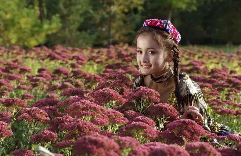 龙虎榜丨0.47亿元资金抢筹长药控股，机构狂买华铭智能（名单）