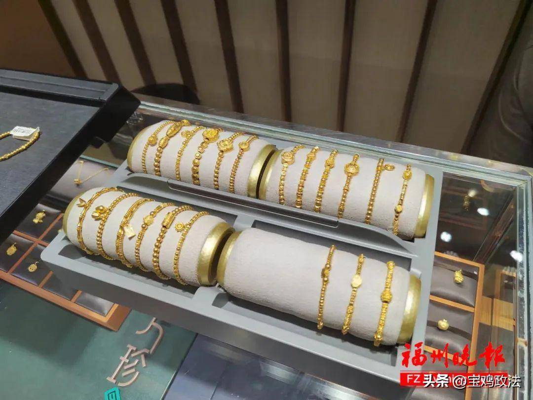 黄金续刷历史新高，金饰超760元/克！“恐高”情绪致黄金消费处下行趋势