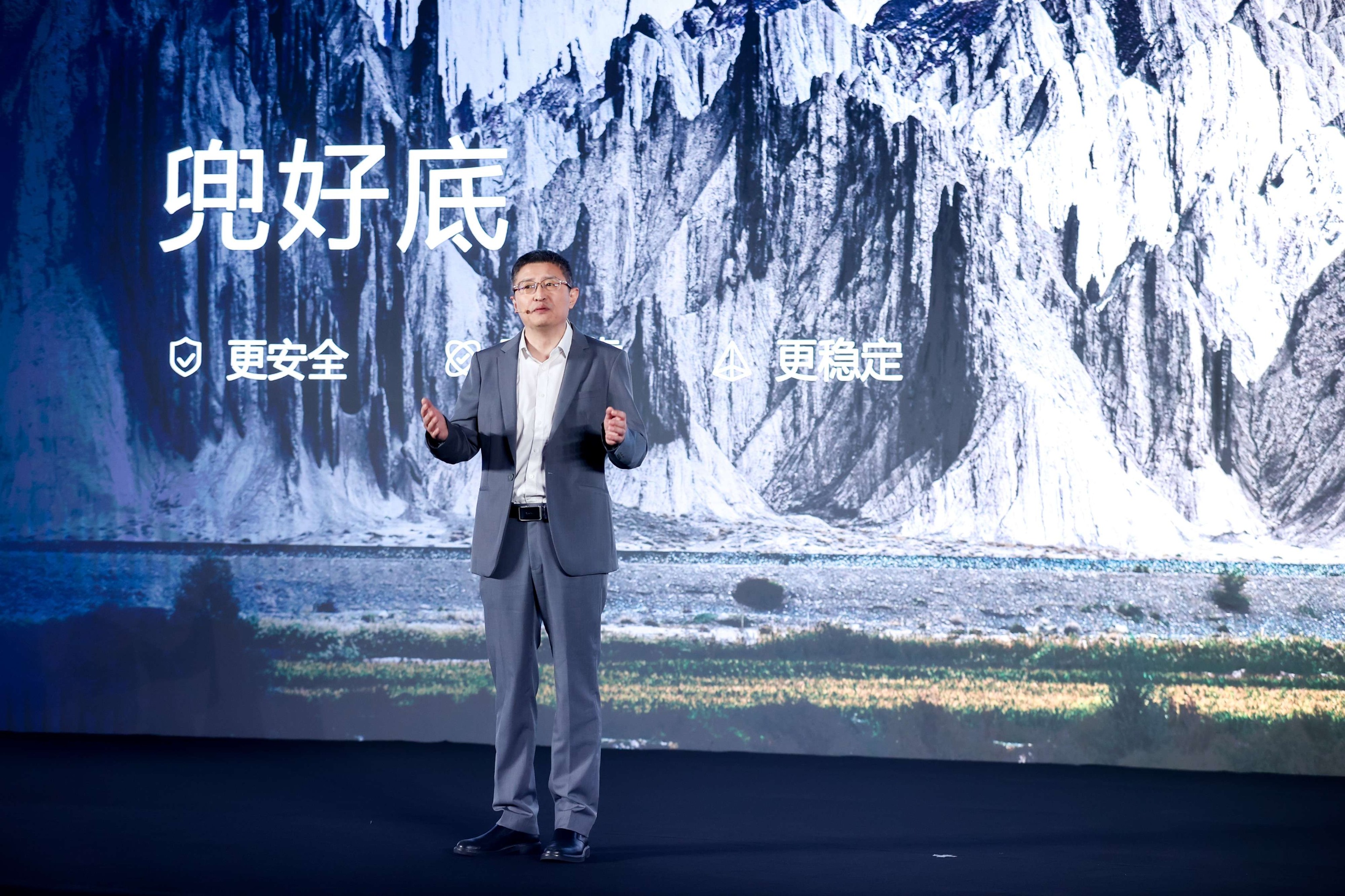 资金流向（11月13日）丨东方财富、赛力斯、宁德时代获融资资金买入排名前三，东方财富获买入超38亿元