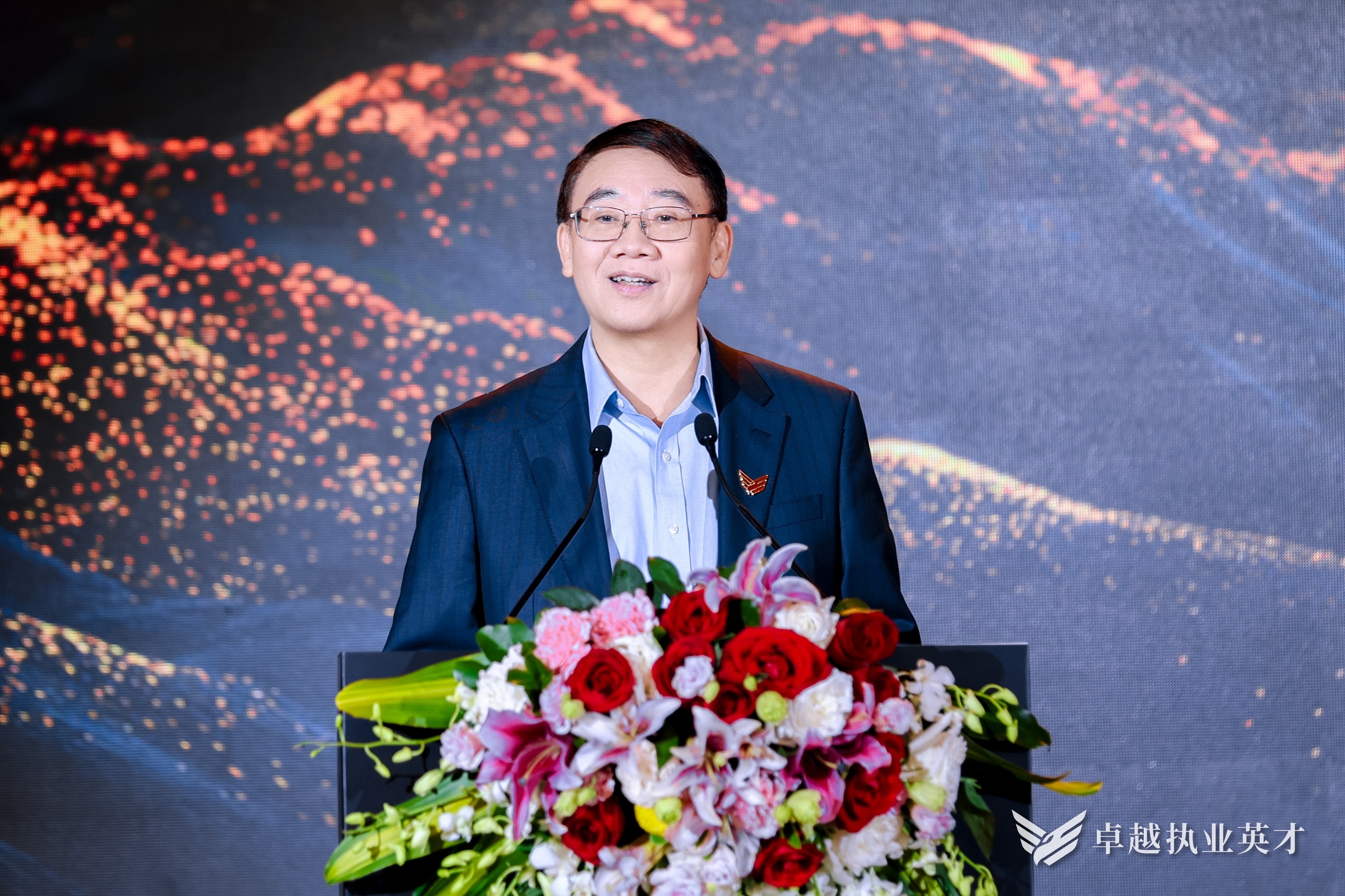 盘前情报丨国常会：要发挥好中介机构资本市场“看门人”作用；破除“内卷式”竞争，通威股份旗下公司有序减产