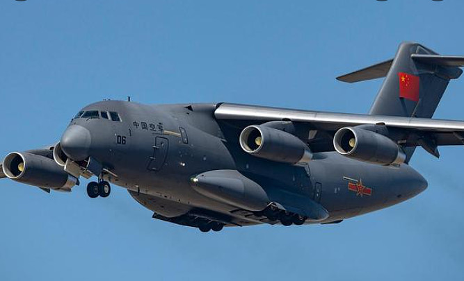 国防ETF（512670）早盘拉升翻红，中科星图涨超3%， 国防军工板块或具备长期成长确定性