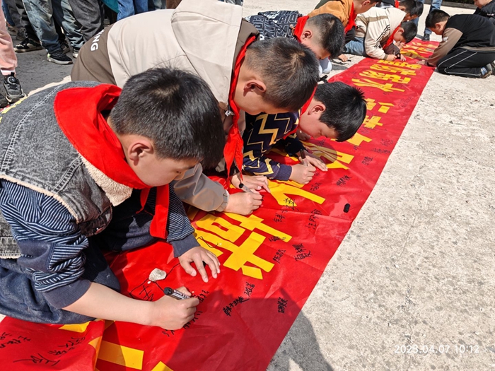 以“练”筑防 守护群众“生命线”