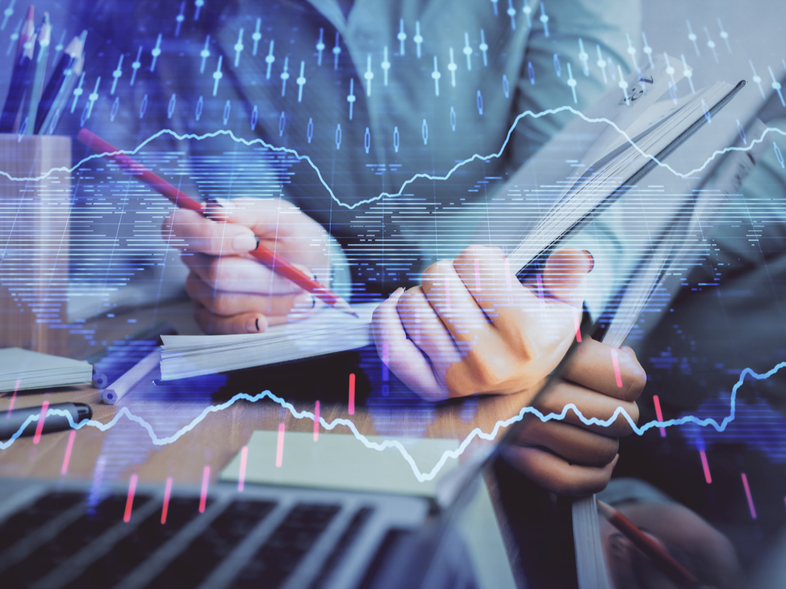 电子板块逢低布局机遇获券商重视，500质量成长ETF（560500）涨1.07%