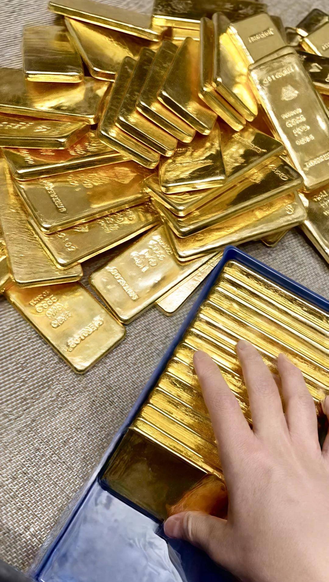 近30年来首次！全球央行黄金持有量超过美债，上海金ETF（159830）大幅高开2%冲击五连阳，机构：看好金价中期持续上涨-  悠享生活网-悠享生活网专业提供生活方面资讯-