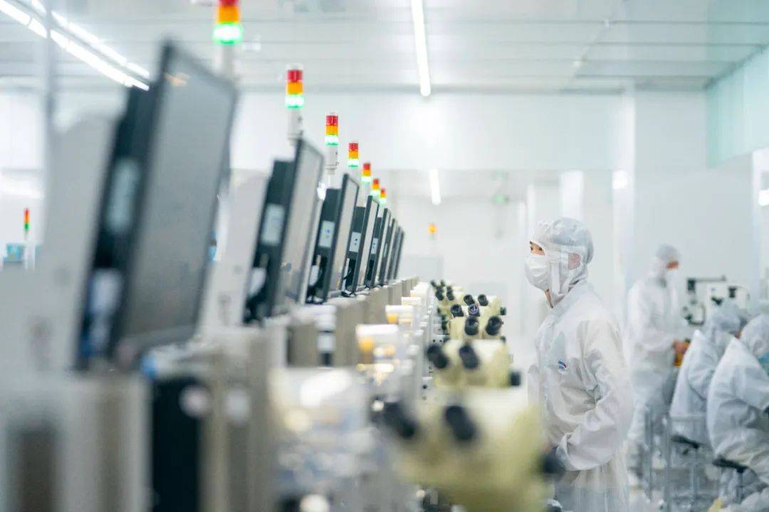 中金公司明日复牌；协创数据将在广州开发区投资光模块研发和生产建设项目丨公告精选