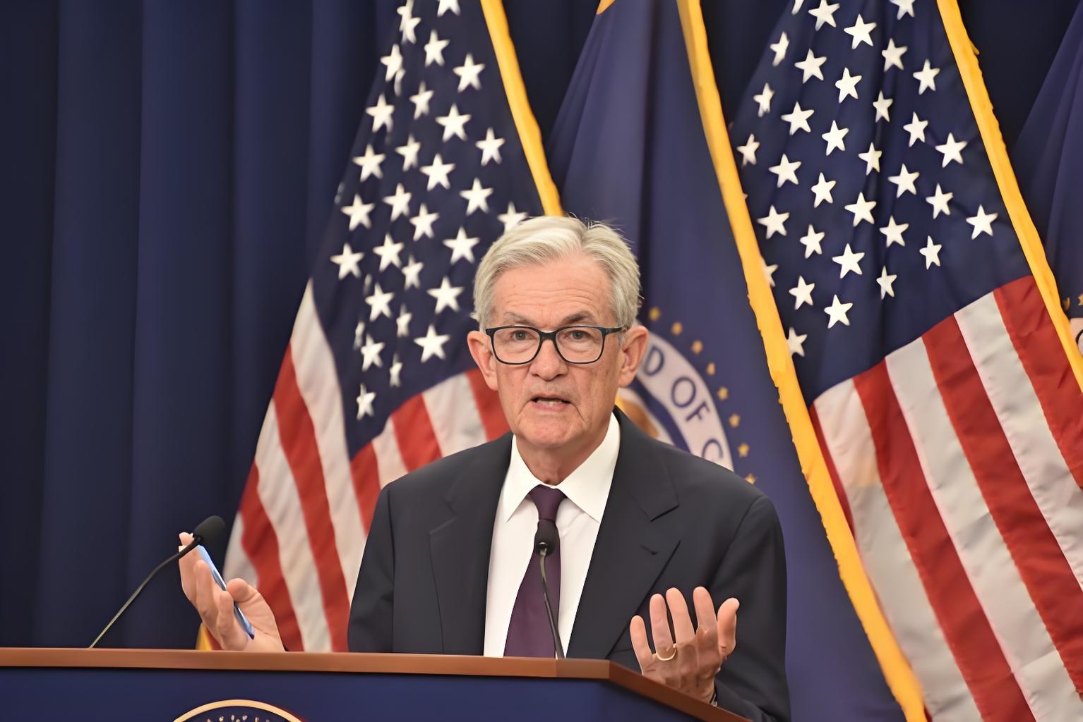 美联储议息会议临近，金价延续震荡，机构：黄金仍具逢低配置价值